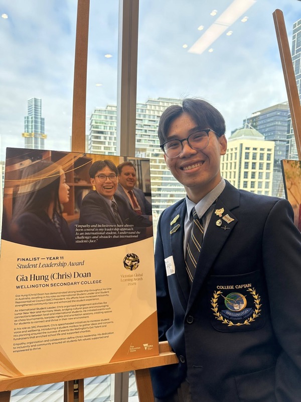 Đoàn Gia Hưng (Chris Doan)